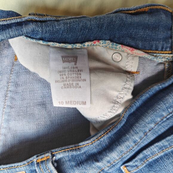 Levi’s 542 Bootcut Jeans Size 10 Medium Wash Raw Hem Stretch Denim - Picture 4 of 6